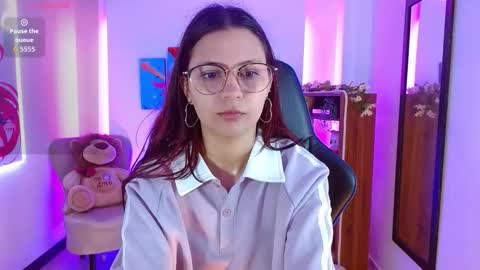 Alana Garcia  online show from December 2, 11:48 am