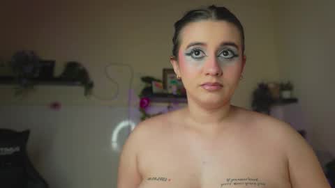 lanaherondale_ online show from March 24, 9:03 am