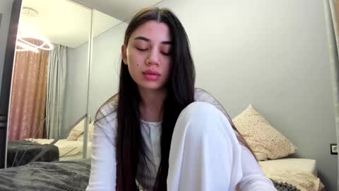 Snapshot of lanalandd chatting on October 16, 2:18 pm Lana online show from October 16, 2:18 pm