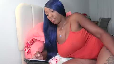 Lana Lava online show from November 17, 12:33 pm