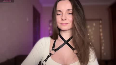 Snapshot of lanaloulou chatting on February 24, 11:25 pm Lana online show from February 24, 11:25 pm