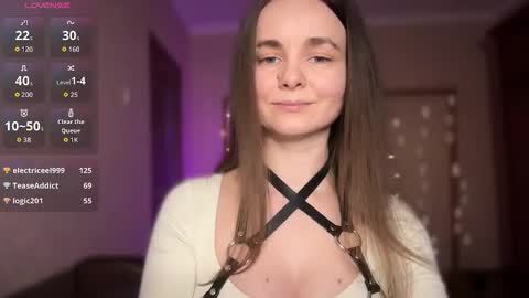 Snapshot of lanaloulou chatting on March 21, 10:46 pm Lana online show from March 21, 10:46 pm