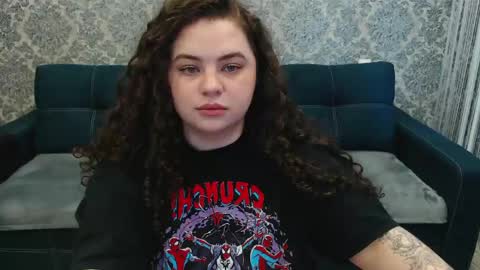 LanaRoub online show from May 18, 3:13 am