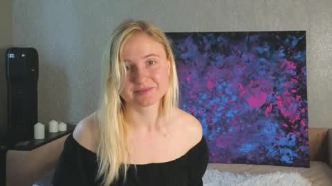 Snapshot of lanavismith chatting on October 17, 6:16 am LanaviSmith online show from October 17, 6:16 am