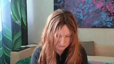 Snapshot of lanavismith chatting on April 24, 6:05 am LanaviSmith online show from April 24, 6:05 am