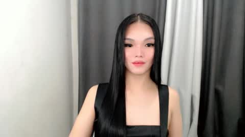 lanawyatt_ online show from November 10, 3:55 pm