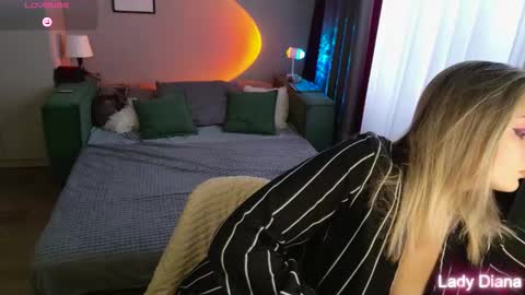 Snapshot of lancastermiss chatting on October 4, 10:13 am LancasterMiss online show from October 4, 10:13 am