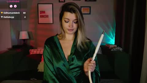 Snapshot of lancastermiss chatting on October 18, 3:24 pm LancasterMiss online show from October 18, 3:24 pm