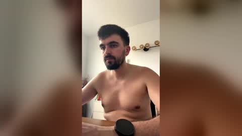 Snapshot of lander920612 chatting on March 3, 9:59 am lander920612 online show from March 3, 9:59 am