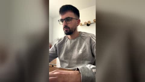 Snapshot of lander920612 chatting on March 9, 10:08 am lander920612 online show from March 9, 10:08 am