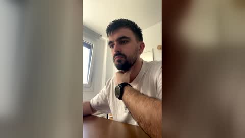 Snapshot of lander920612 chatting on March 18, 9:23 am lander920612 online show from March 18, 9:23 am