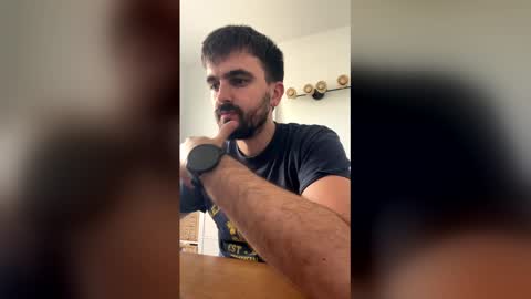 Snapshot of lander920612 chatting on March 31, 3:01 pm lander920612 online show from March 31, 3:01 pm