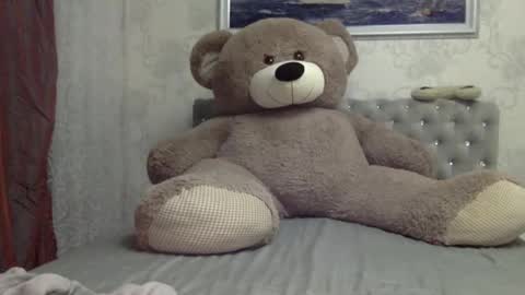 langoria online show from February 14, 12:07 am