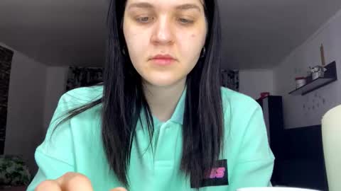 Snapshot of lanieboyton chatting on February 16, 8:21 am Victoria online show from February 16, 8:21 am