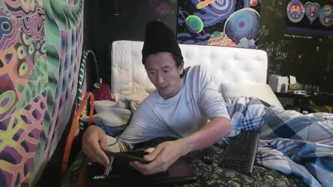 LankyOne online show from January 13, 8:47 am