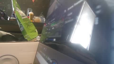 LankyOne online show from February 18, 7:30 pm