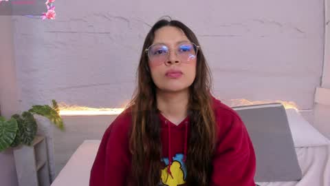 Snapshot of lanna_18_ chatting on April 10, 11:37 am Lanna online show from April 10, 11:37 am