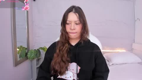 Snapshot of lanna_18_ chatting on April 24, 11:45 am Lanna online show from April 24, 11:45 am