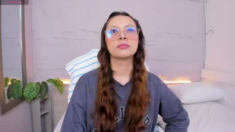 Snapshot of lanna_18_ chatting on April 27, 11:52 am Lanna online show from April 27, 11:52 am