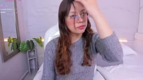 Snapshot of lanna_18_ chatting on May 6, 11:48 am Lanna online show from May 6, 11:48 am