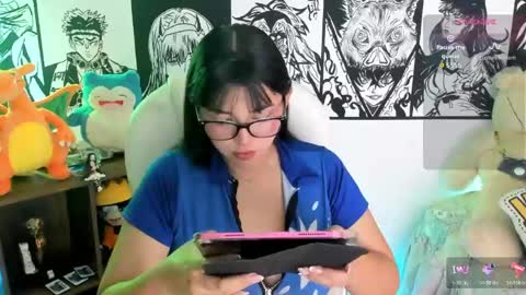 lanna miller     online show from May 8, 10:04 pm