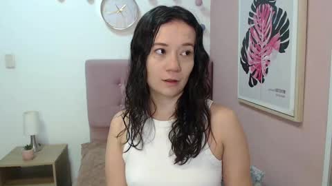 Lanna online show from October 7, 1:19 pm