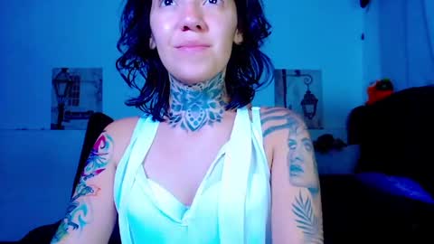 LANNIE   online show from May 9, 8:25 pm
