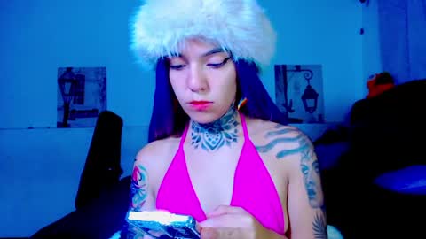 LANNIE   online show from May 11, 1:17 pm