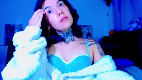 LANNIE   online show from May 13, 2:58 pm