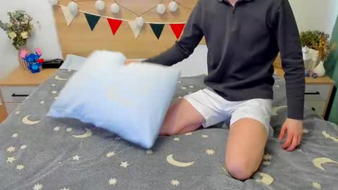 Snapshot of lanny_fandi chatting on March 4, 7:08 am Fandi online show from March 4, 7:08 am