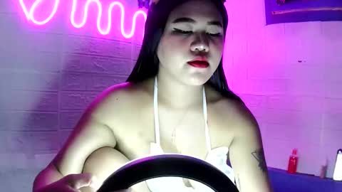 Snapshot of lara101732 chatting on October 7, 4:20 am lara101732 online show from October 7, 4:20 am