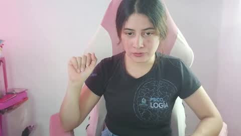 Snapshot of lara_aisha chatting on June 12, 5:34 pm LARA online show from June 12, 5:34 pm