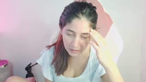 Snapshot of lara_aisha chatting on June 23, 7:01 pm LARA online show from June 23, 7:01 pm