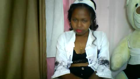 lara_belle online show from May 8, 8:30 am