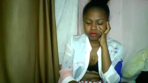 lara_belle online show from May 16, 12:07 am