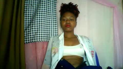 lara_belle online show from May 31, 11:17 am