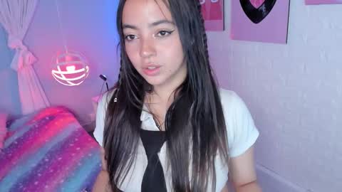 lara online show from September 26, 3:32 am