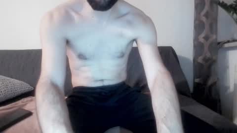 laraaan online show from February 2, 4:54 pm