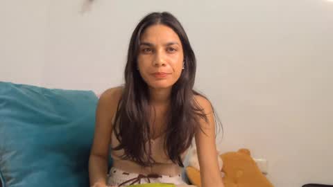 Olivia online show from May 8, 2:11 pm