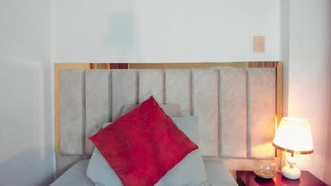  Lara Gold  online show from September 30, 10:59 pm