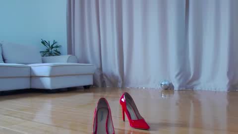 LaraKanes online show from February 25, 11:31 am