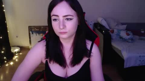 Laralianna online show from January 16, 7:01 am