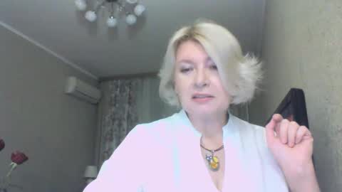 laramrs online show from October 9, 4:16 pm