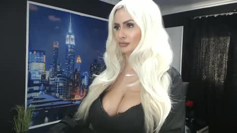 laras_moans online show from January 11, 11:12 am