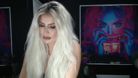 laras_moans online show from November 14, 8:57 am