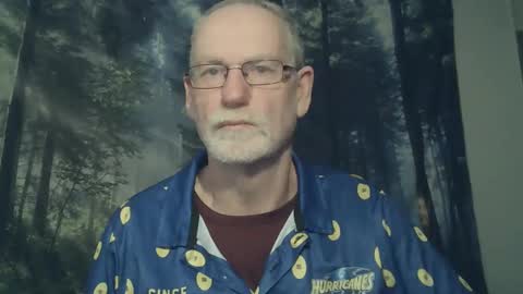Snapshot of larbie chatting on January 11, 4:48 am Larbie online show from January 11, 4:48 am