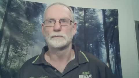 Snapshot of larbie chatting on January 23, 10:54 am Larbie online show from January 23, 10:54 am