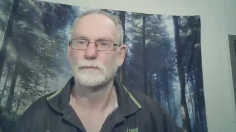 Snapshot of larbie chatting on January 26, 3:36 pm Larbie online show from January 26, 3:36 pm