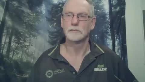 Snapshot of larbie chatting on January 27, 11:43 am Larbie online show from January 27, 11:43 am