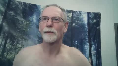 Snapshot of larbie chatting on February 14, 1:02 am Larbie online show from February 14, 1:02 am